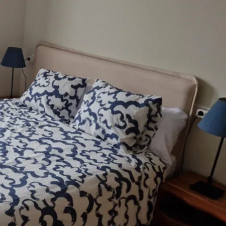 Figueras Apartment